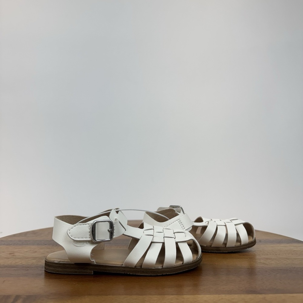New Girls Nordstrom Rack‎ Indie White Faux Leather Fisherman Sandals Size 8 C